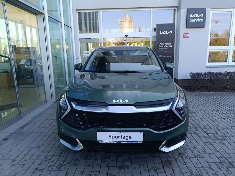 Kia Sportage (2022) 1.6 T-GDi 110Kw Top 4x4 ČR 1. - fotka 2 z 17