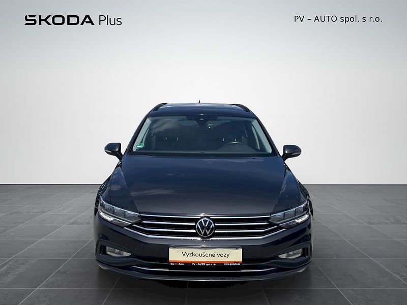 Volkswagen Passat (2023) 2.0 TDI 110kW DSG Business - fotka 4 z 32