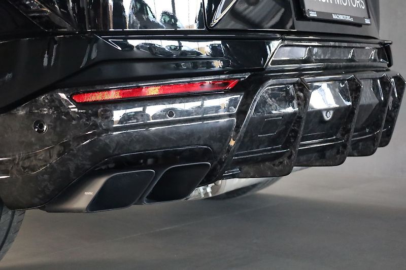 Lamborghini Urus Novitec Wide Body Kit, Masáž - fotka 16 z 51