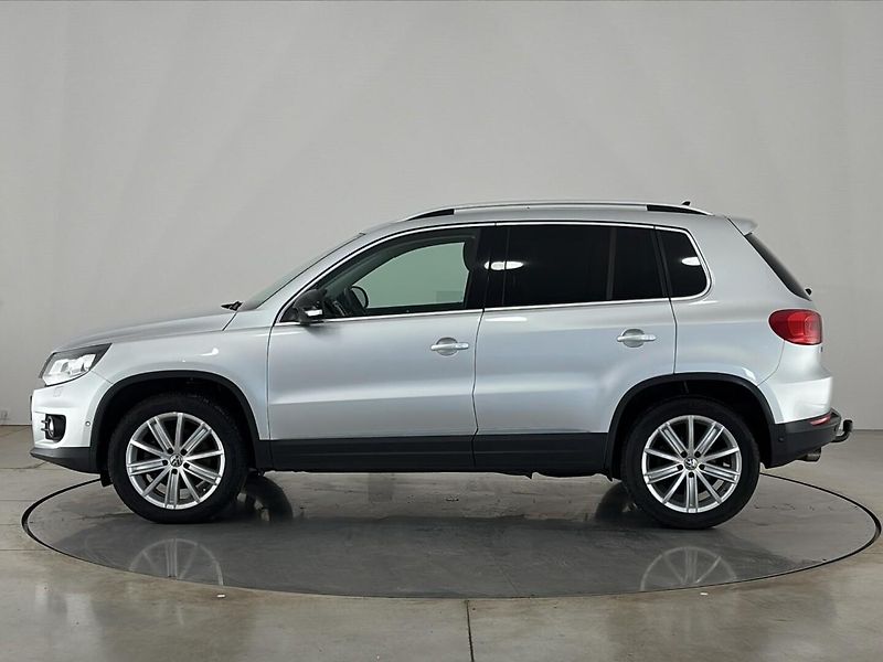 Volkswagen Tiguan Sport 4MOT - fotka 3 z 29