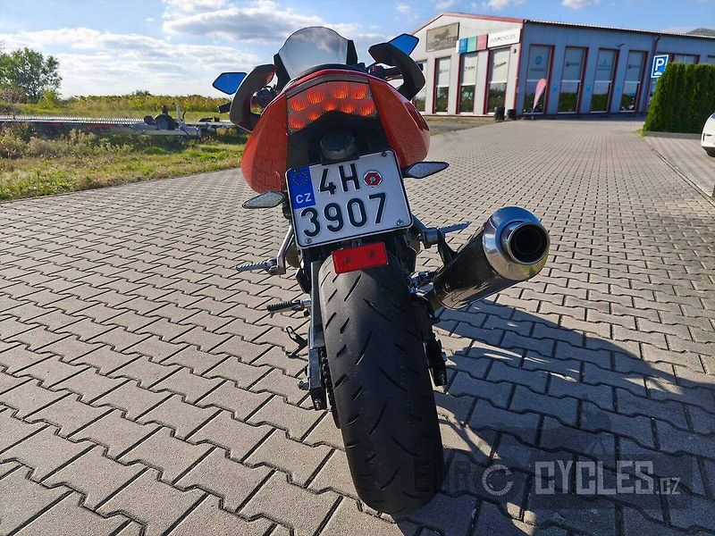 Kawasaki Z 750 S (2006) - fotka 7 z 11