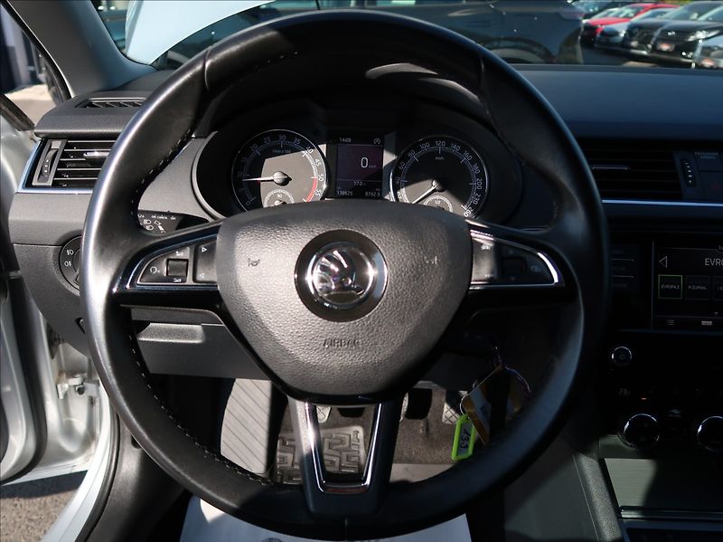 Škoda Octavia 1,6 TDi,85kW,1majČR,Serv.k,DPH - fotka 15 z 26