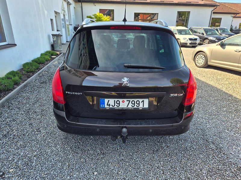 Peugeot 308 (2013) 1.6HDi Xenony , TZ , Nová STK - fotka 5 z 32