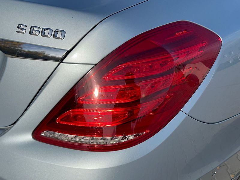 Mercedes-Benz Třídy S S 600 MAYBACH - fotka 13 z 36