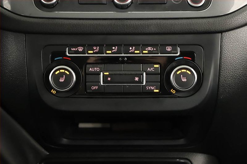 Volkswagen Tiguan (2013) 1.4 TSI, Park. senzory - fotka 15 z 16