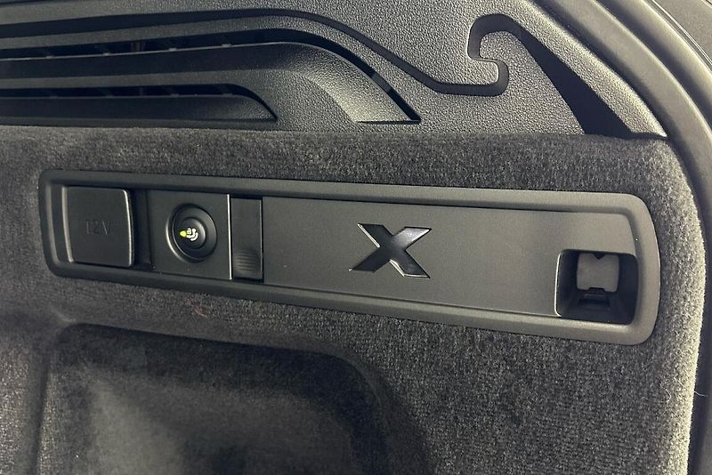 BMW X5 xDrive30d - fotka 13 z 28