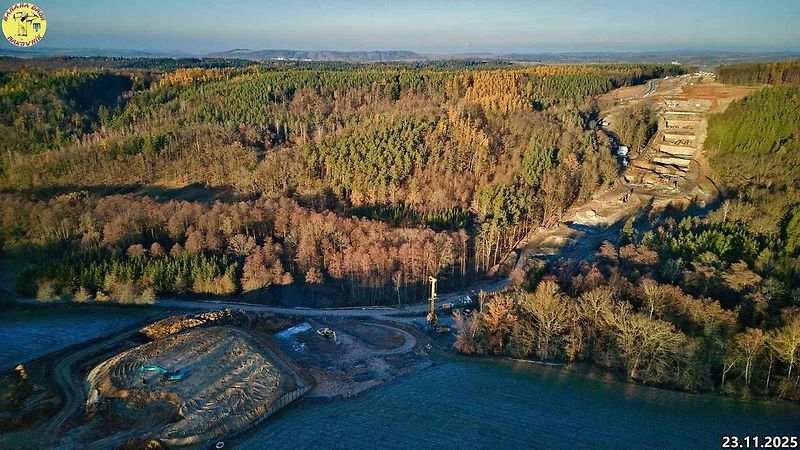 Staveniště dálnice D6 úseku Petrohrad - Lubenec. Foto: Jan Banán Svoboda