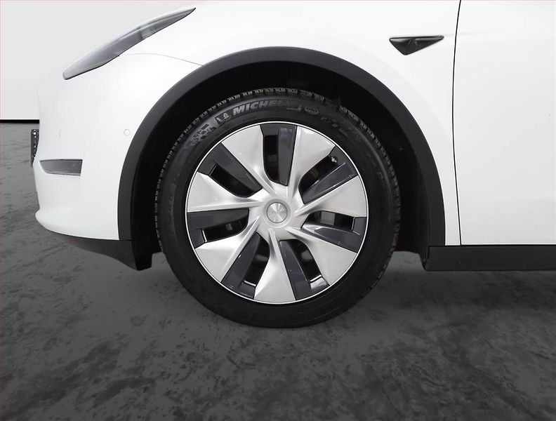 Tesla Model Y (2022) Long Range AWD 79kWh, SoH 92% - fotka 15 z 24