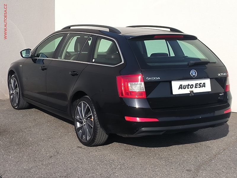 Škoda Octavia (2017) 2.0TDi 4x4, ČR, L&K, DSG - fotka 6 z 23