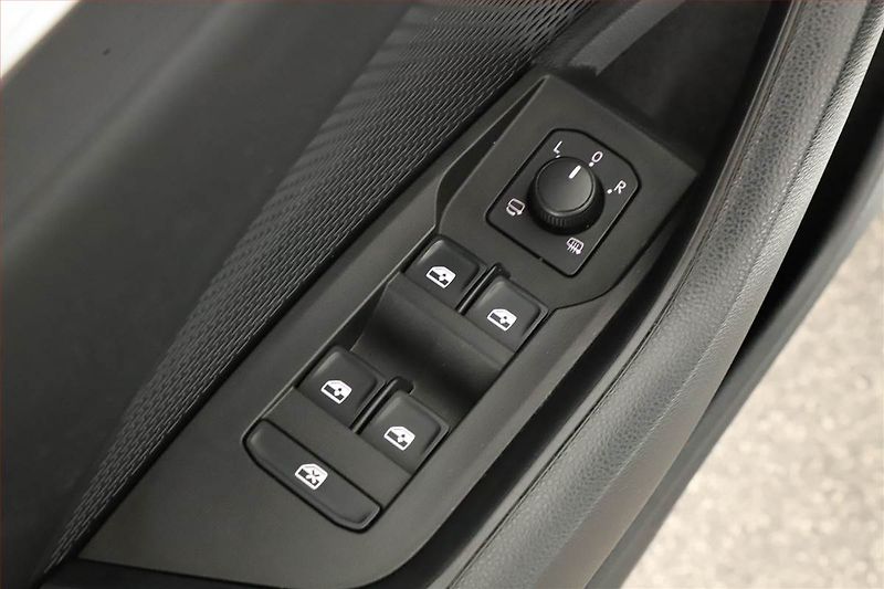Škoda Octavia (2022) Style 2.0 TDI, Automat, ČR - fotka 18 z 18