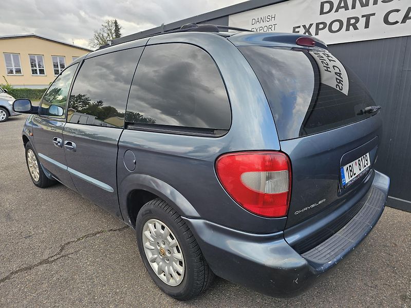 Chrysler Voyager 2.5 105kW 7 MÍST,TEMPOMAT - fotka 8 z 32