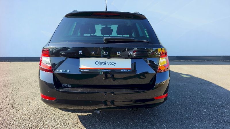 Škoda Fabia (2021) FAB COM STYLE 70TSI/1.0 M5F LE - fotka 27 z 31