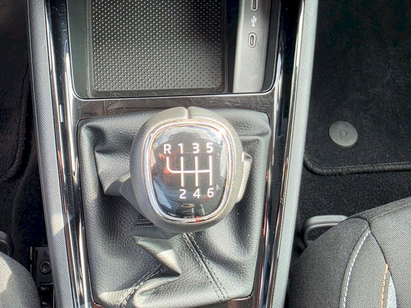 Škoda Kamiq (2025) 1,0TSI 85KW SELECTION - fotka 17 z 31