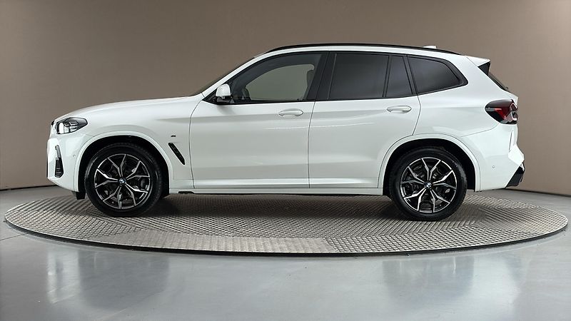 BMW X3 20d AUT xDrive M-paket - fotka 4 z 34