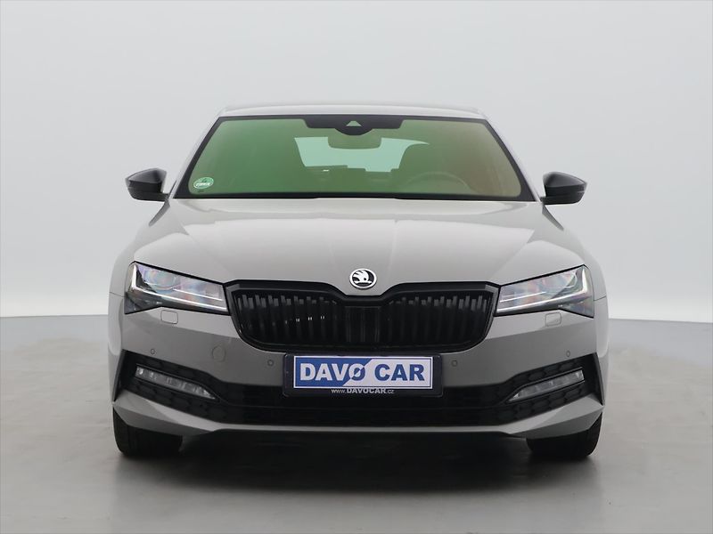 Škoda Superb 2,0 TDI 147kW DSG CZ Sportline - fotka 2 z 33