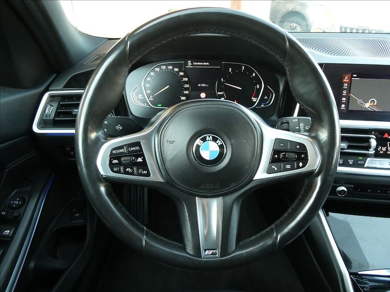 BMW Řada 3 2,0 320D xDrive,M-paket,1.maj. - fotka 35 z 52