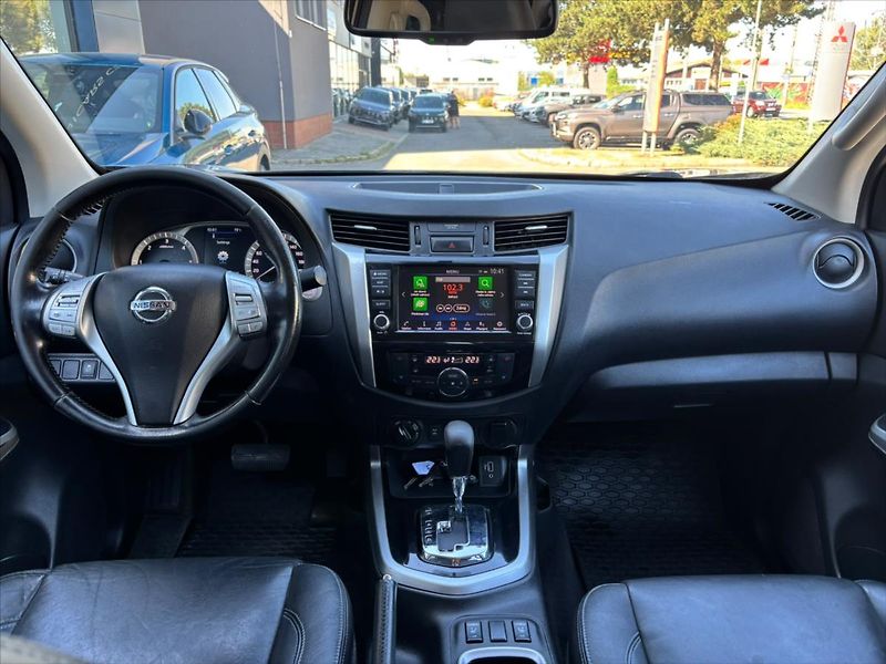 Nissan Navara 2,3 dCi - fotka 15 z 28