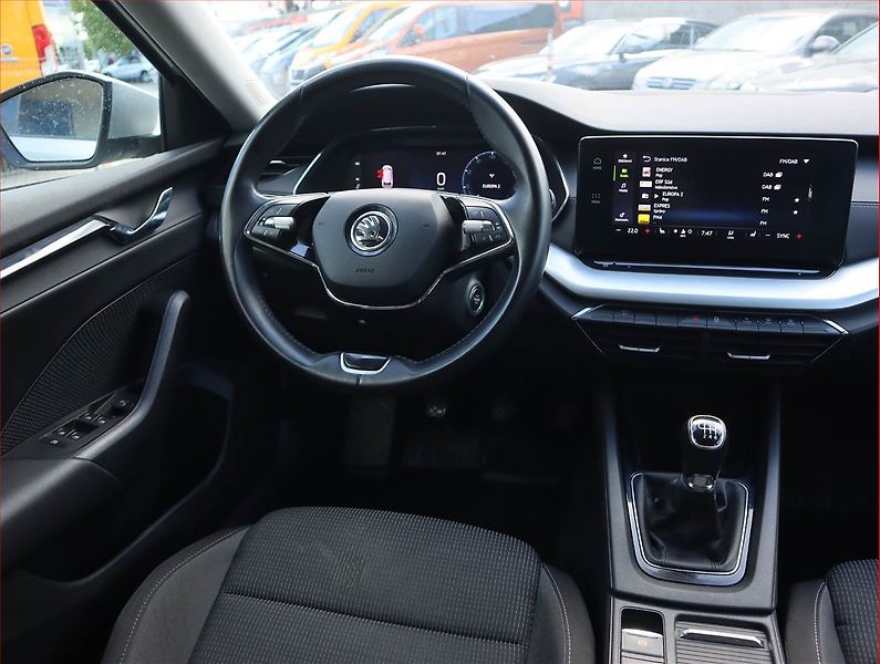 Škoda Octavia (2021) Ambition 2.0 TDI, Navi - fotka 7 z 24