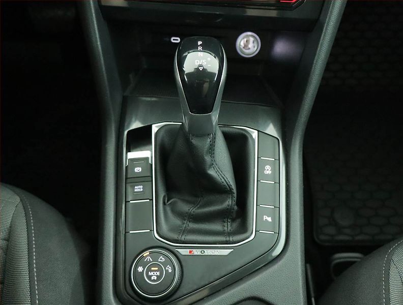 Volkswagen Tiguan (2022) Life 2.0 TDI - fotka 13 z 16