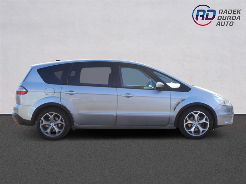 Ford S-MAX 2,0 TDCi  TAŽNÉ - fotka 4 z 23