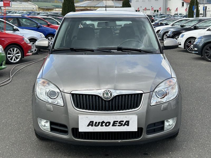 Škoda Fabia (2007) 1.6i 16V, ČR, STK4/28 - fotka 2 z 13