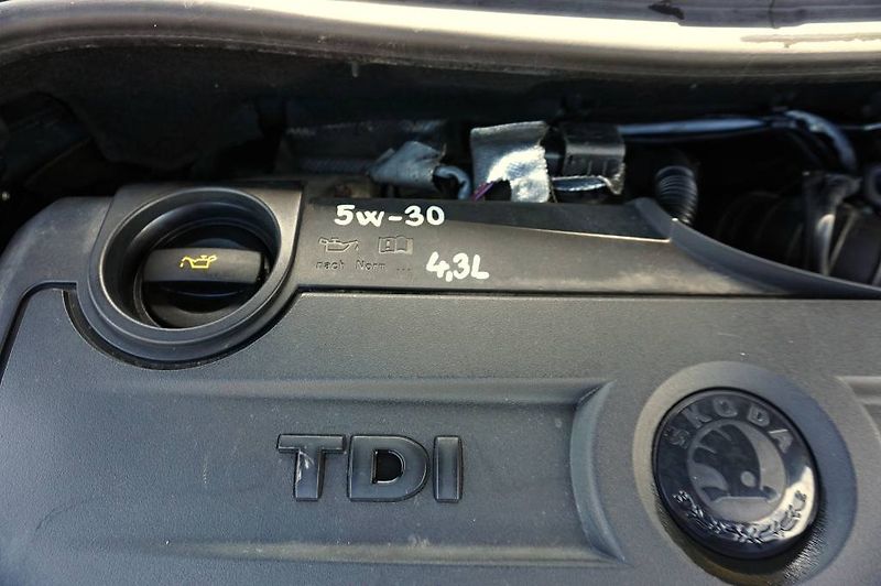 Škoda Superb (2008) ELEGANCE 2,0 TDI 125 kW - fotka 43 z 45