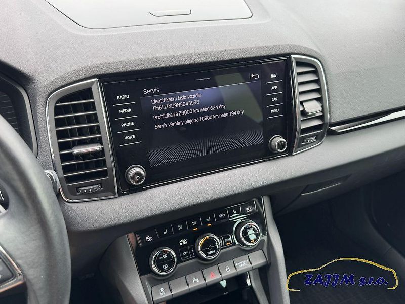 Škoda Karoq Style 2.0TDI 110kw 4x4 DSG - fotka 25 z 56