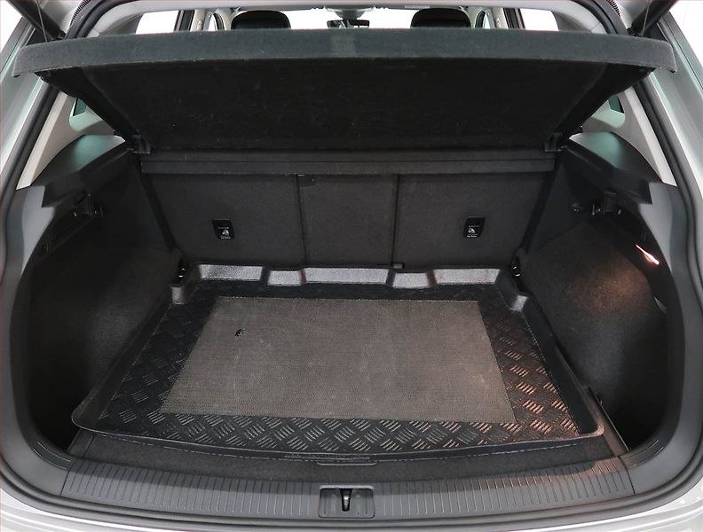 Volkswagen Tiguan (2016) R-Line 2.0 TSI - fotka 14 z 24