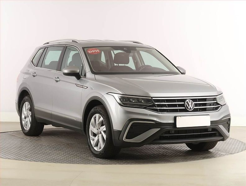 Volkswagen Tiguan Allspace (2022) Life 2.0 TDI, digi klima - fotografie inzerátu