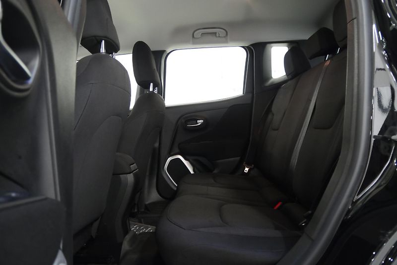 Jeep Renegade - fotka 26 z 27