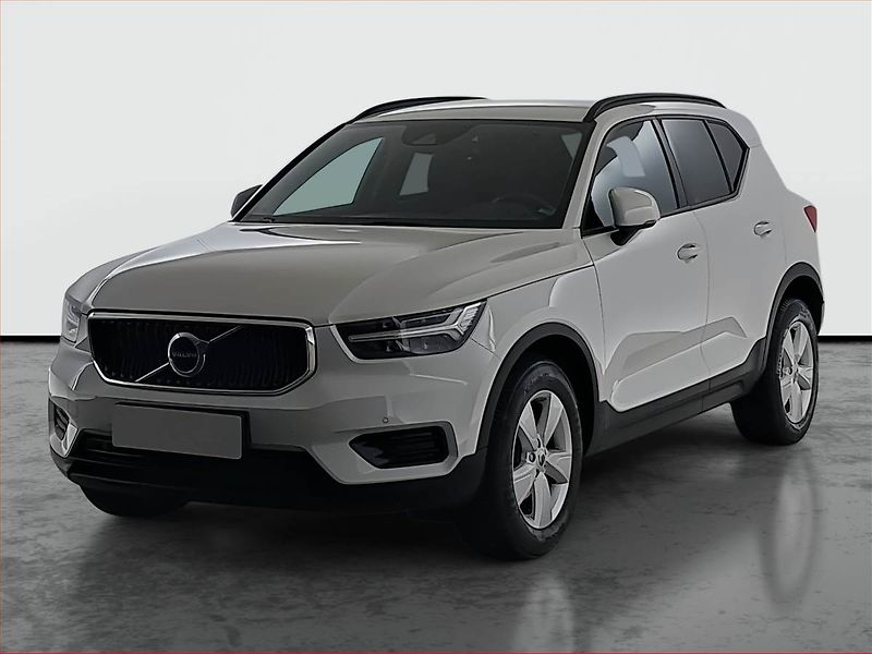 Volvo XC40 (2022) T2 - fotka 2 z 22