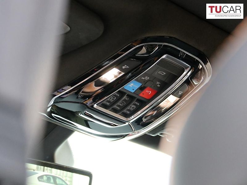 Jeep Grand Wagoneer (2023) 6.4 V8 SERIES III LPG  - fotka 25 z 36