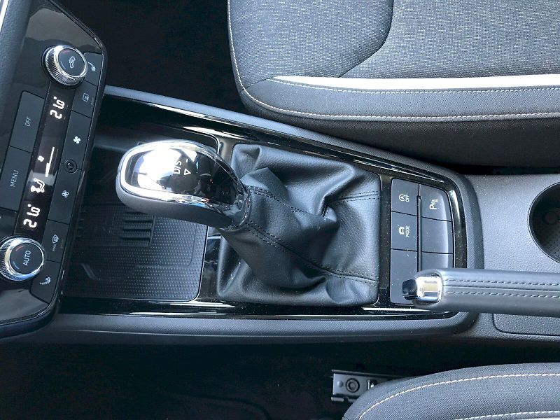 Škoda Kamiq (2024) Selection TSI 110/1.5 A7F - fotka 25 z 25