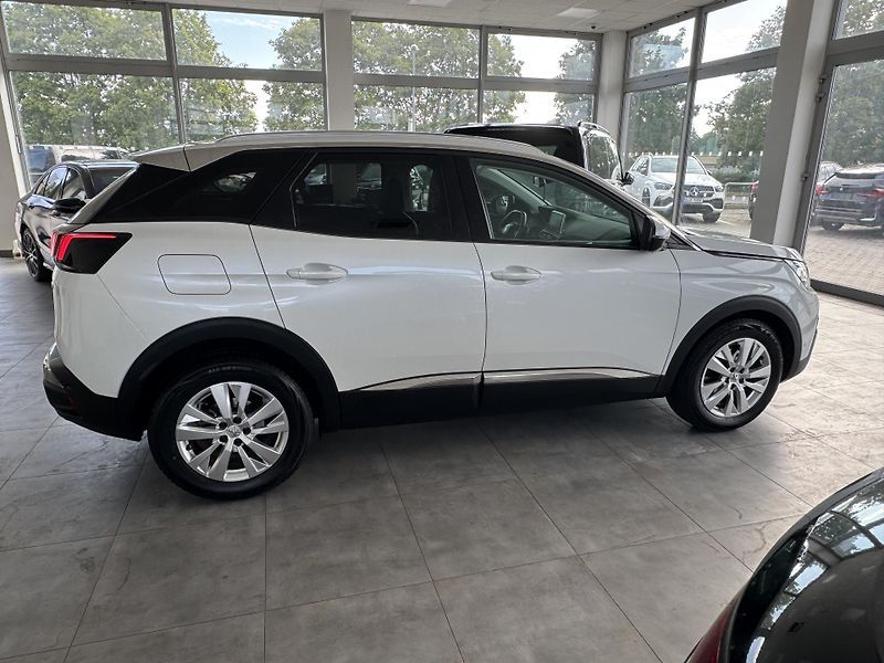 Peugeot 3008 (2018) 1,2I STT ALLURE NAVI KAMERA - fotka 8 z 33