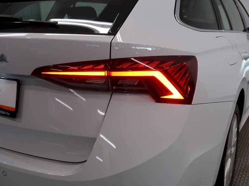 Škoda Octavia (2023) STYLE 2.0TDI 110KW DSG - fotka 11 z 35