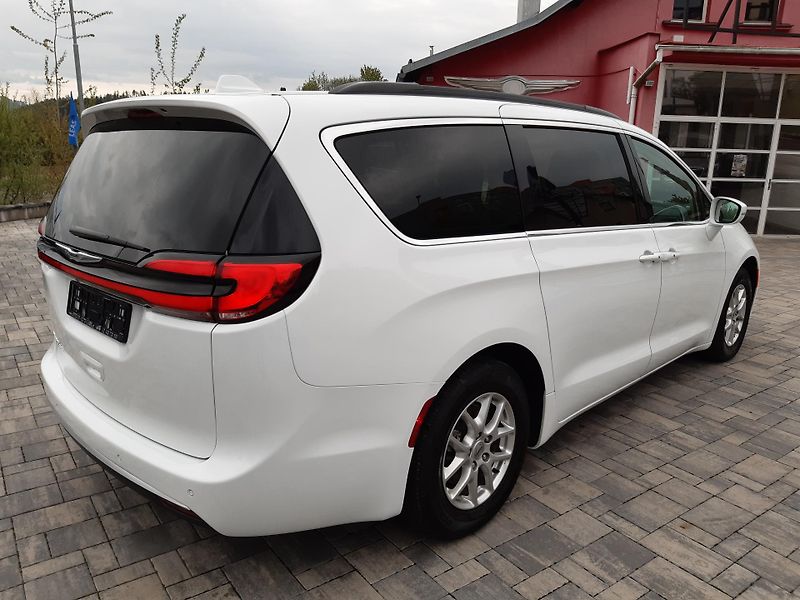 Chrysler Pacifica (2022) 3,6L V6,Top výbava, REZERVACE - fotka 7 z 50