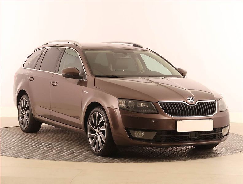 Škoda Octavia (2016) Laurin&Klement 2.0 TDI, Kůže - fotografie inzerátu