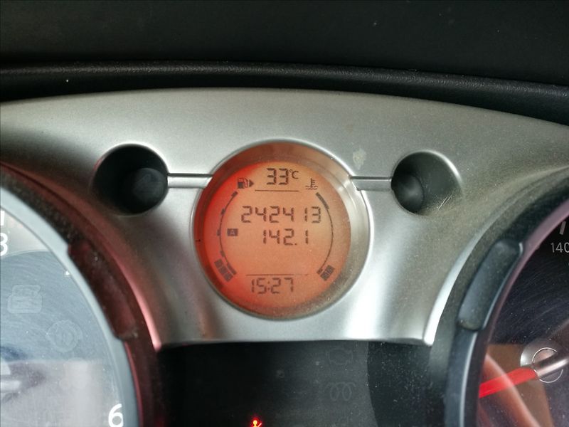 Nissan Qashqai 1,5 dCi - fotka 6 z 15