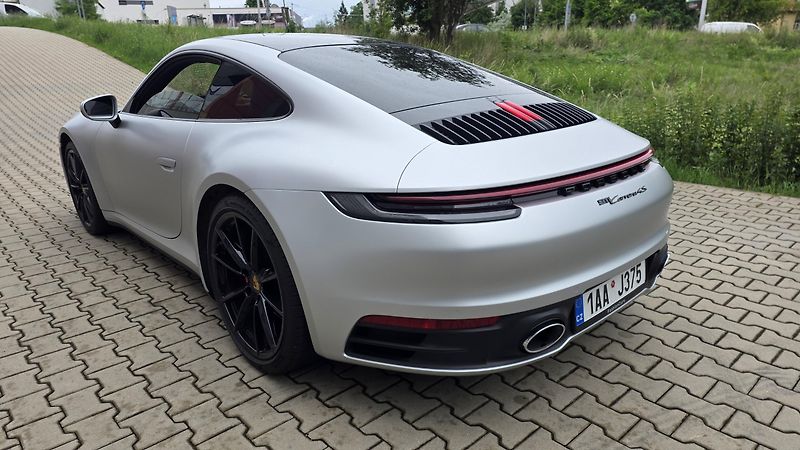 Porsche 911 (2020) 4S BOSE SERVIS TOP STAV - fotka 6 z 14