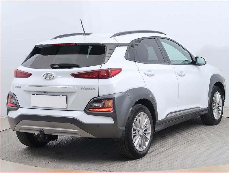 Hyundai Kona (2018) 1.0 T-GDI, Serv.kniha, Kůže - fotka 5 z 17