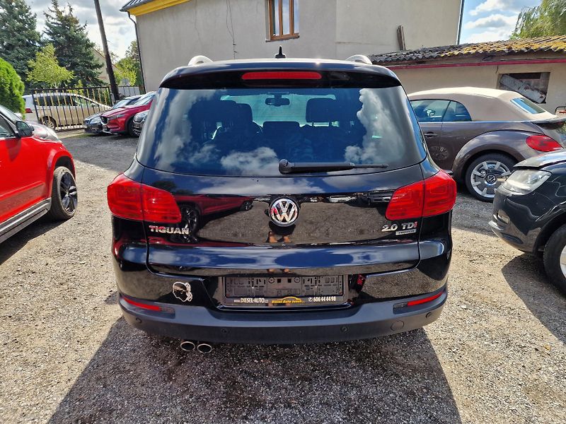 Volkswagen Tiguan 2,0TDI 4x4 LIFE NAVI TZ - fotka 5 z 19