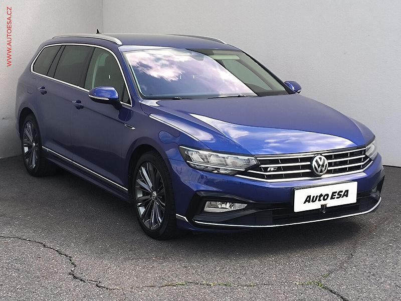 Volkswagen Passat (2019) 2.0TDi, ČR, R-Line, DSG, LED - fotografie inzerátu
