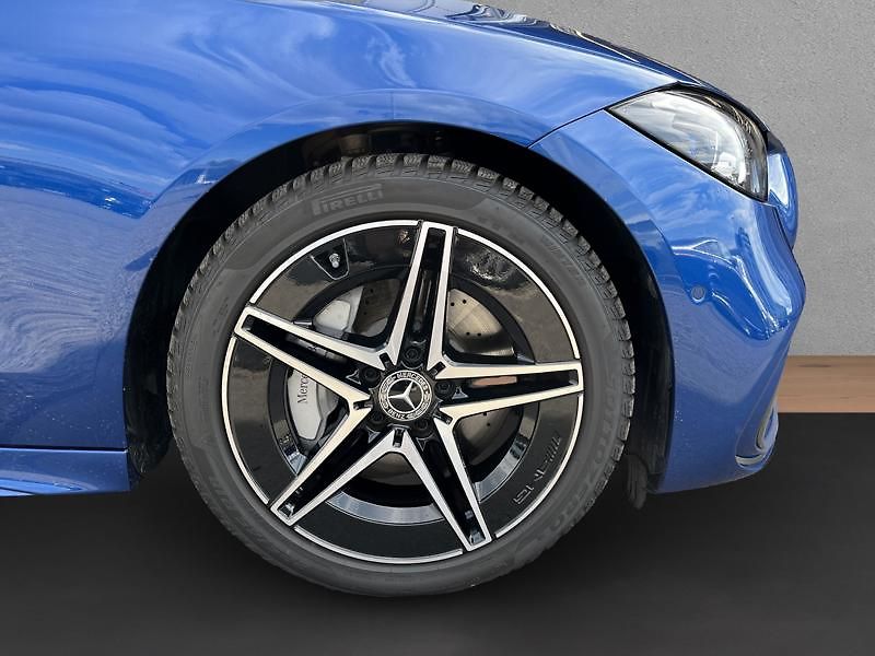Mercedes-Benz Třídy C C-Třída 220 d 4MATIC AMG Night - fotka 9 z 17