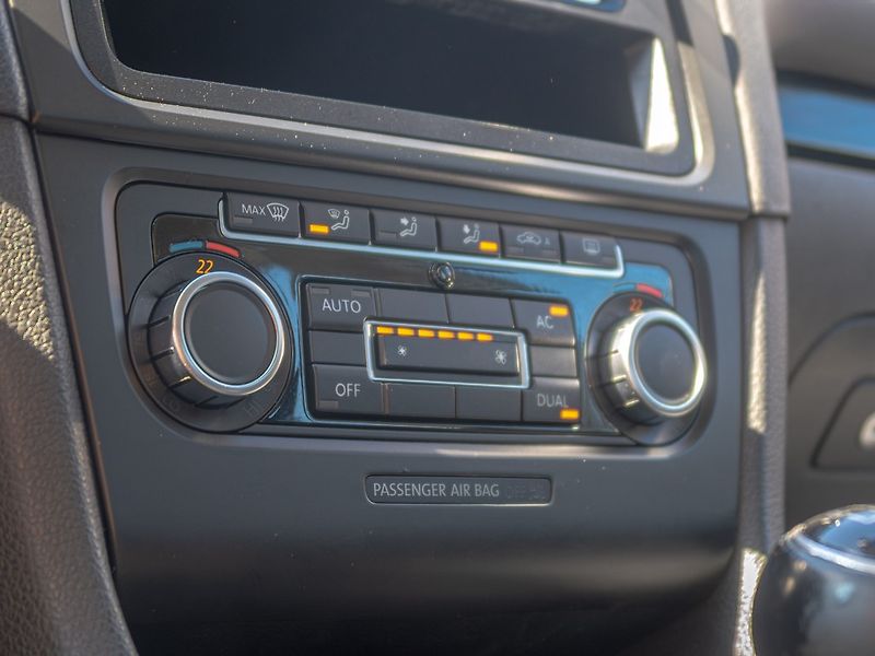 Volkswagen Golf (2009) 1.4i 59KW – PO ROZVODECH - fotka 20 z 44