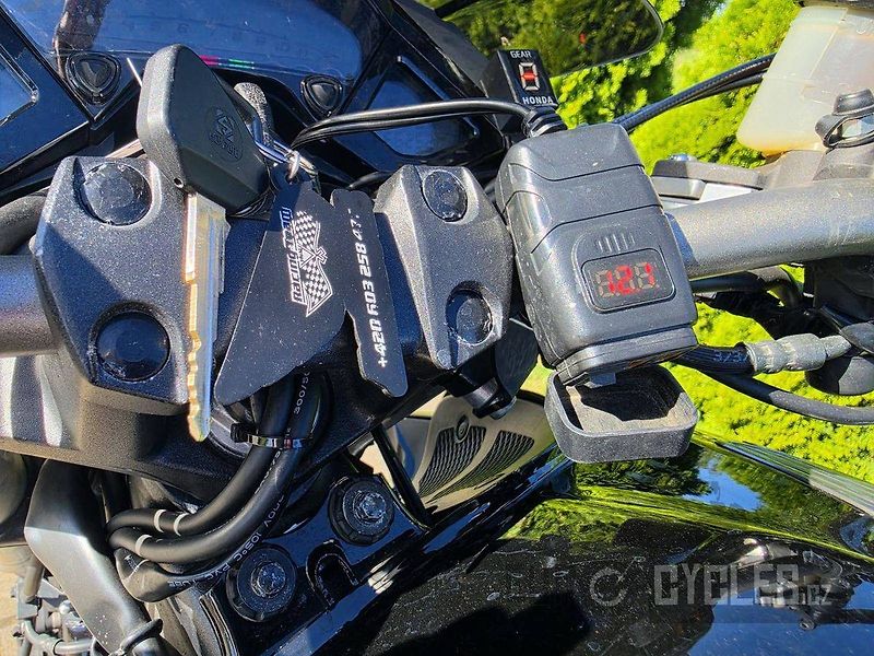 Honda CB 1000 R (2009) ABS - fotka 15 z 18
