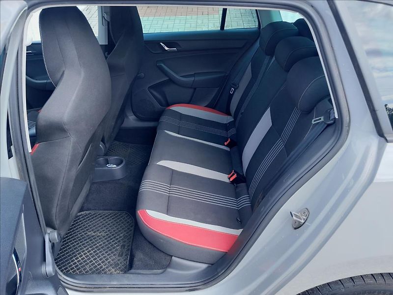 Škoda Rapid 1.2 TSi 81kW MONTE CARLO - fotka 22 z 53
