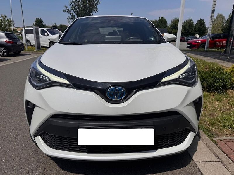 Toyota C-HR 2.0 Executive - fotka 8 z 13