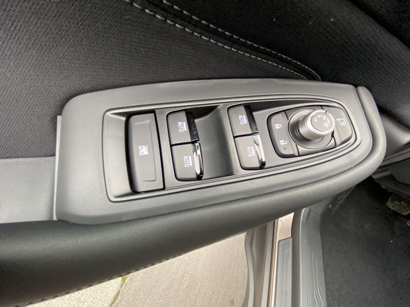 Subaru Outback (2025) 2.5i-ACTIVE EyeSight MR 2025 - fotka 18 z 20
