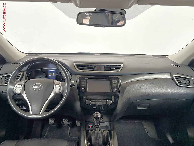 Nissan X-Trail (2015) 1.6 dCi 4x4, ČR, Navi, LED - fotka 8 z 18