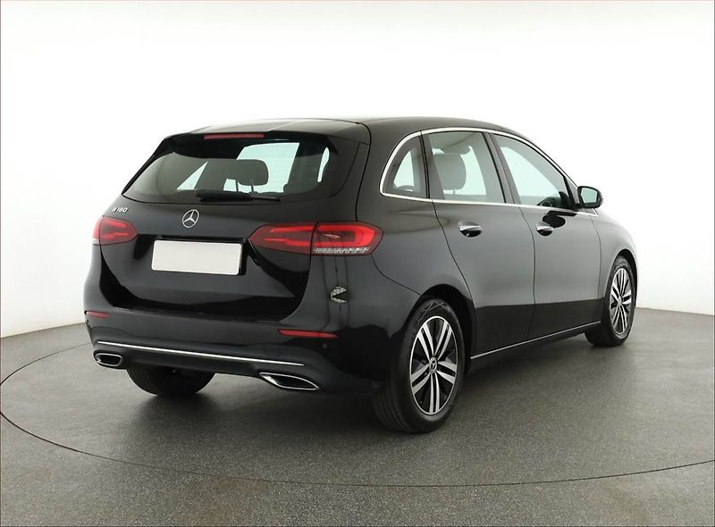 Mercedes-Benz Třídy B (2020) B 180 - fotka 5 z 21